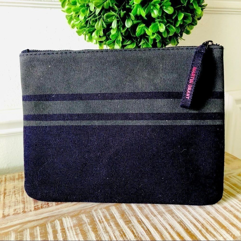Martin Grant toiletries bag